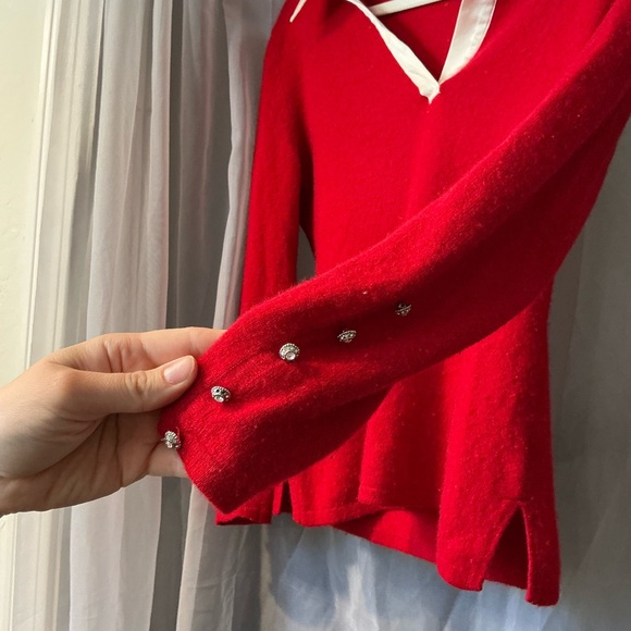 PRIVE 100% cashmere Red Sweater with White Collar and rhinestone accents size m - Picture 4 of 6